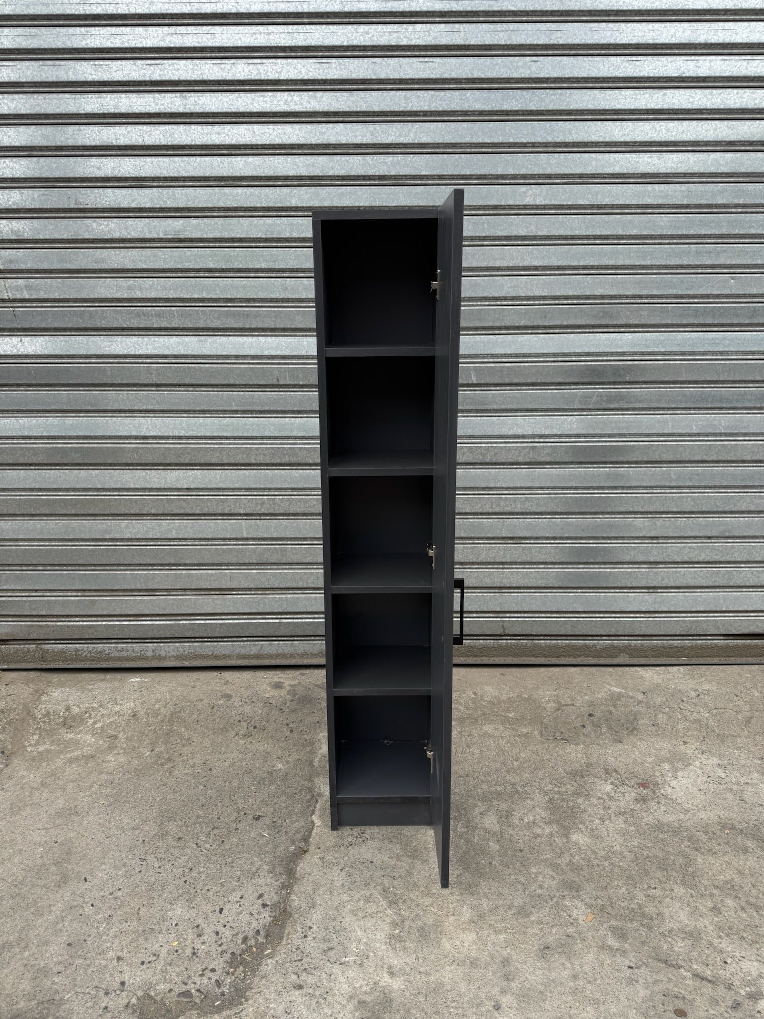 Estante con Puerta Teo II