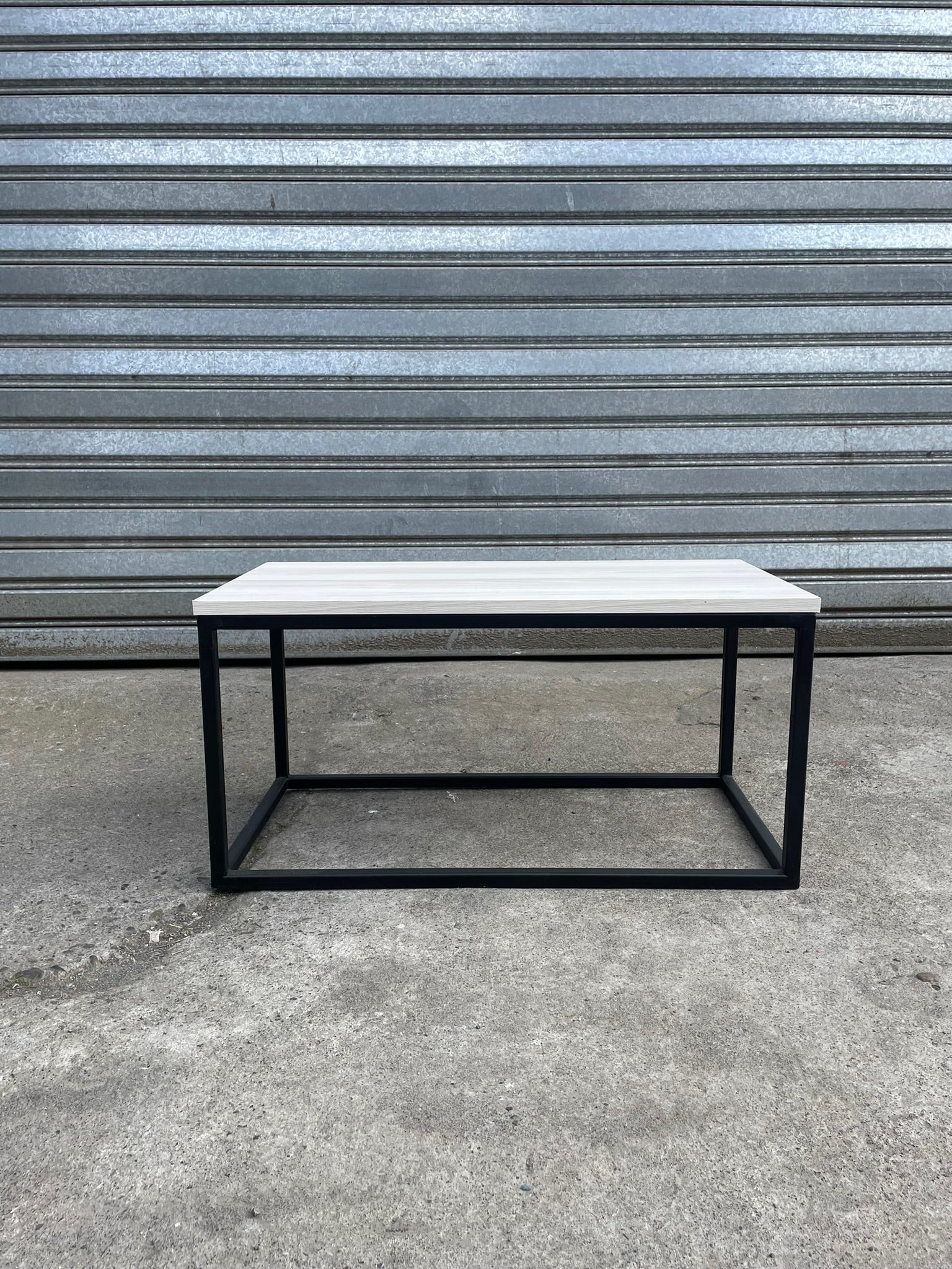 Mesa Centro Venom Estocolmo