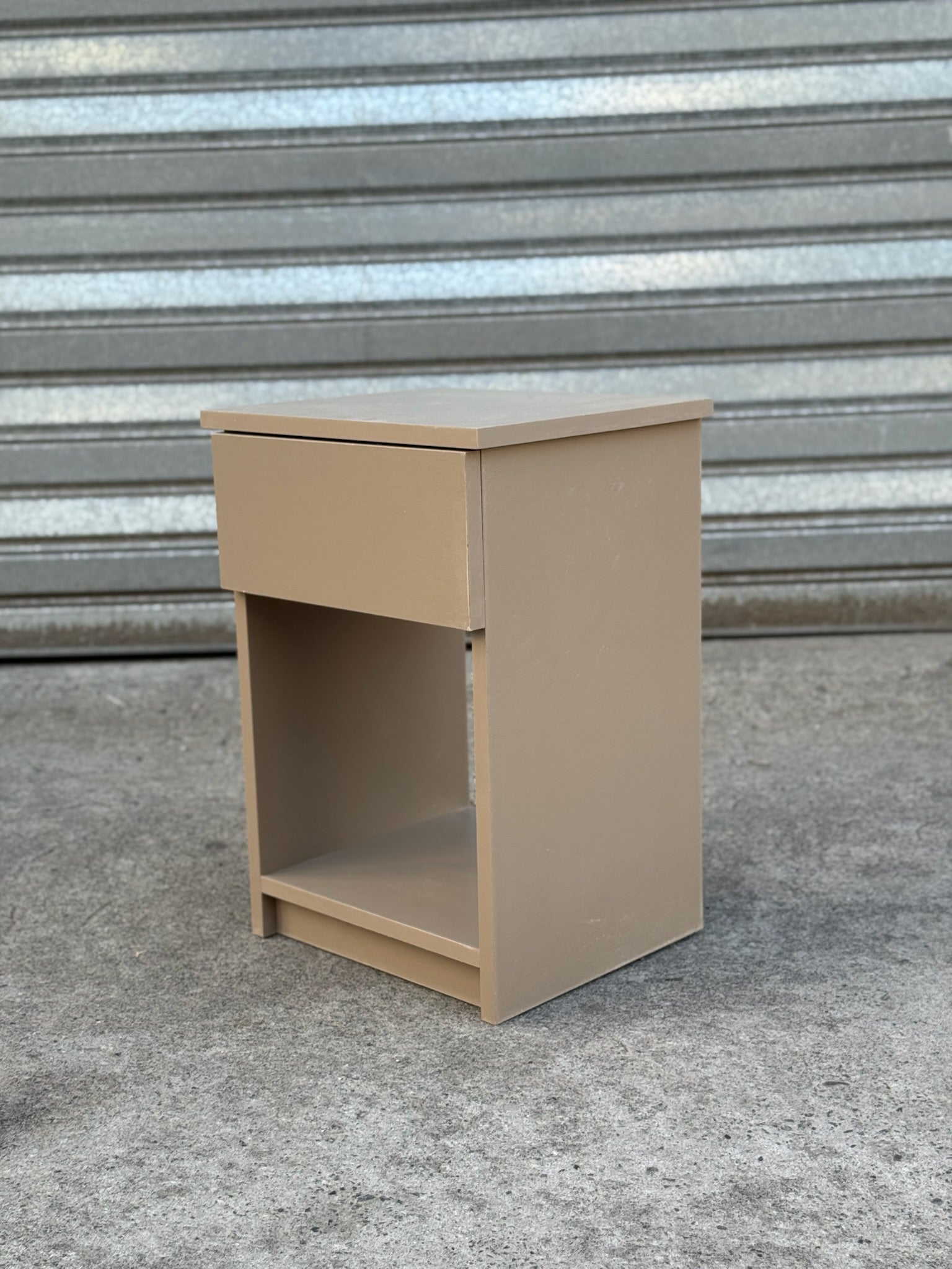 Velador Bilbao Gress