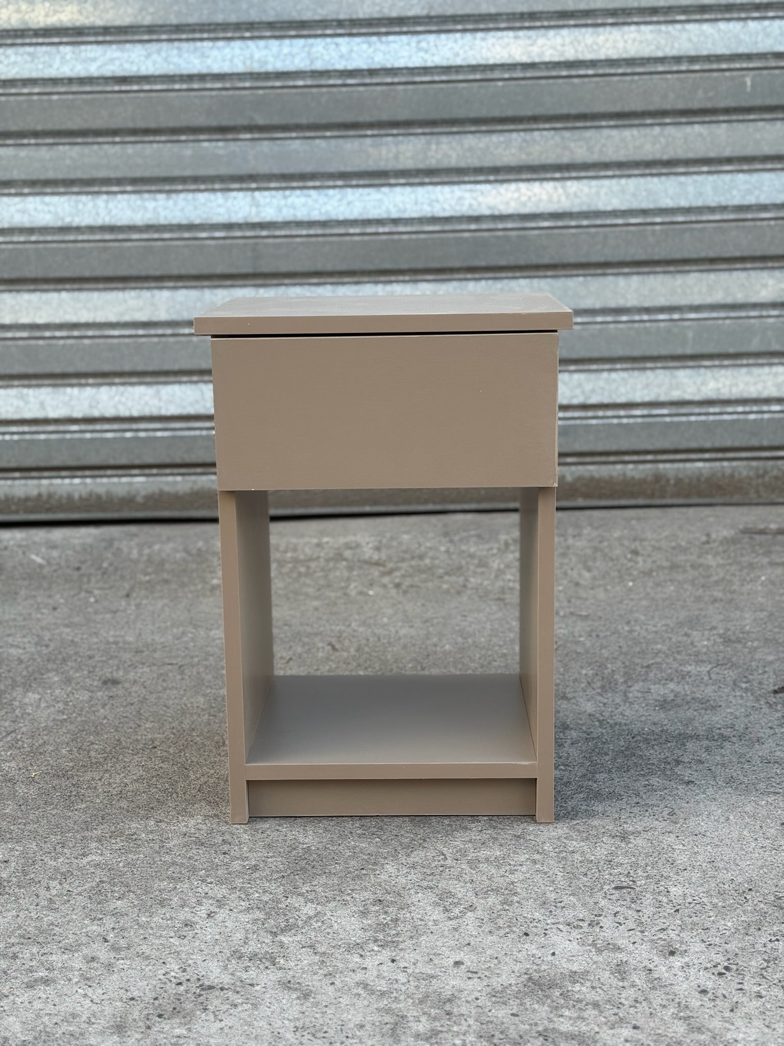 Velador Bilbao Gress