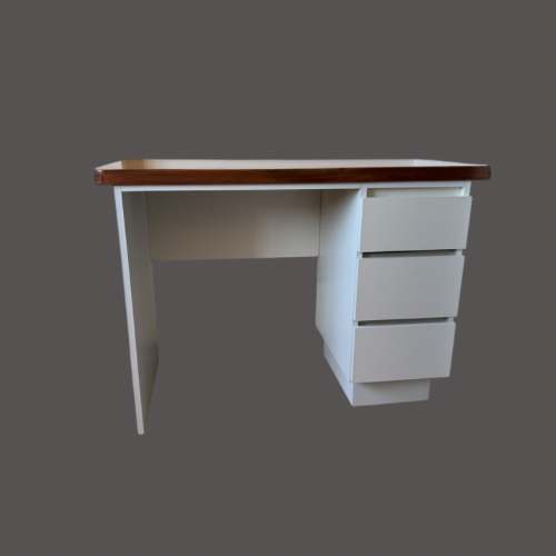 Escritorio con cubierta de madera